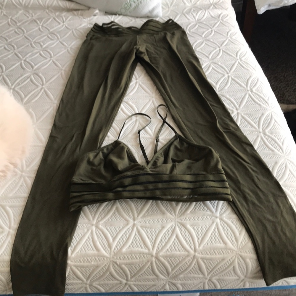 Cute booty lounge brand scrunch booty set